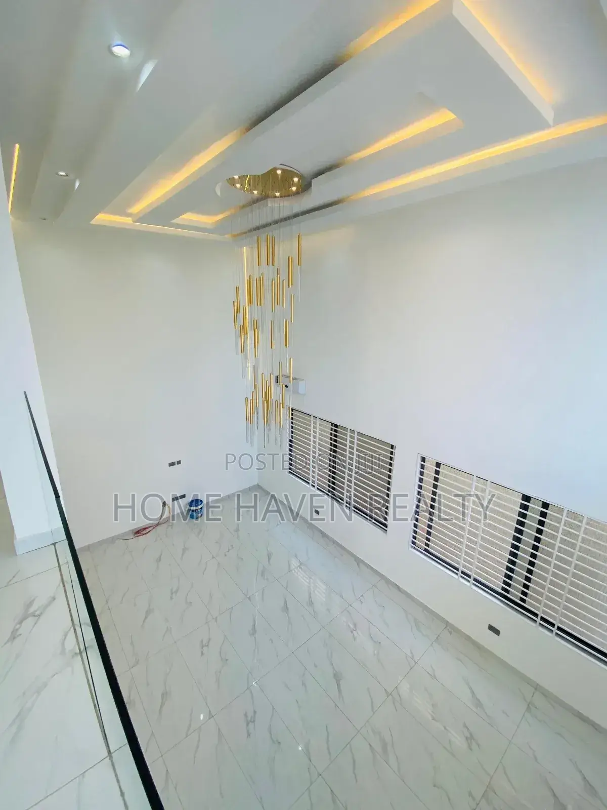 4bdrm House in East Legon Ogbojo, American House for sale