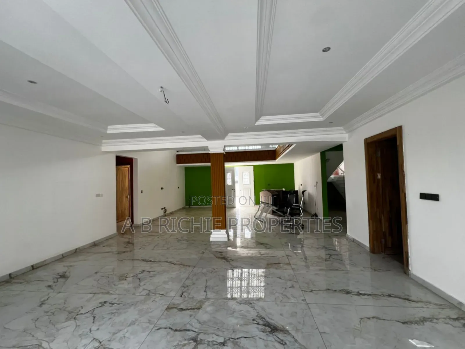 6bdrm Mansion in Ab Richie Properties, Police Station for rent