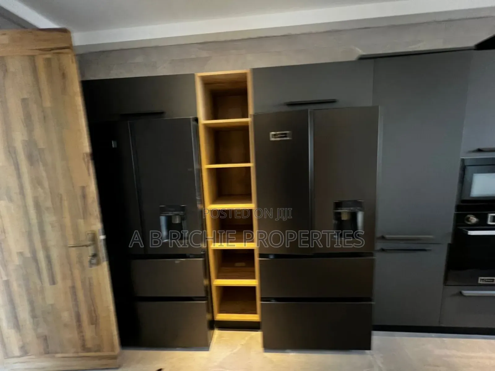 6bdrm Mansion in Ab Richie Properties, Police Station for rent