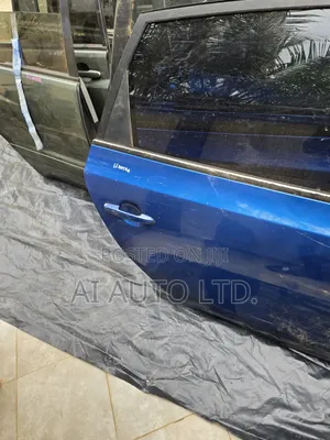 2012 Elantra Doors Set (Hatchback)