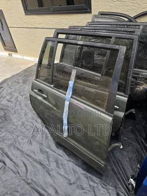 2007 Highlander Doors