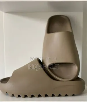 Yeezy Slides
