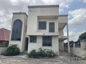 6bdrm House in Richmoni Estate, Kumasi Metropolitan for sale