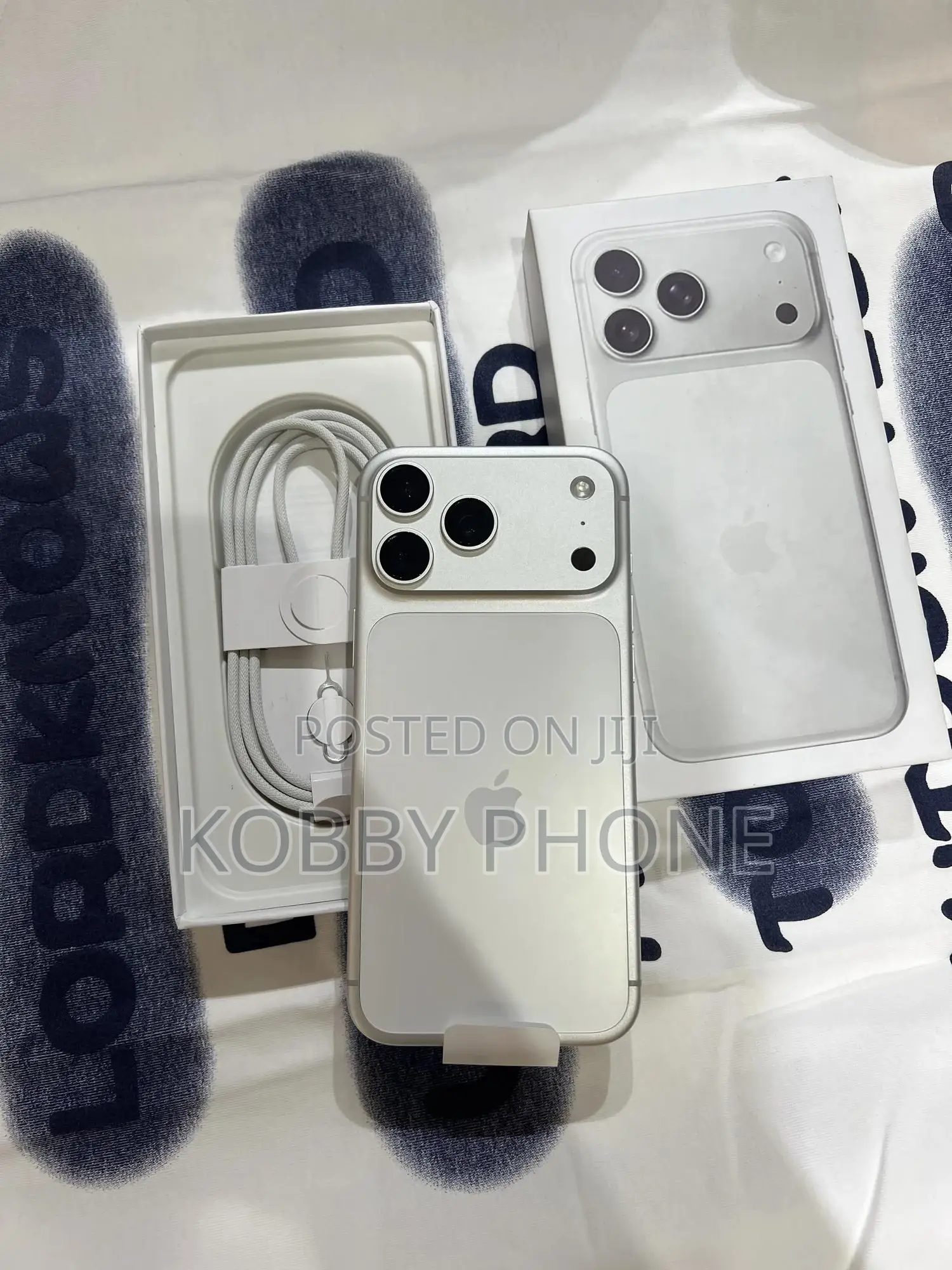 New Apple iPhone 17 Pro Max 512 GB Silver