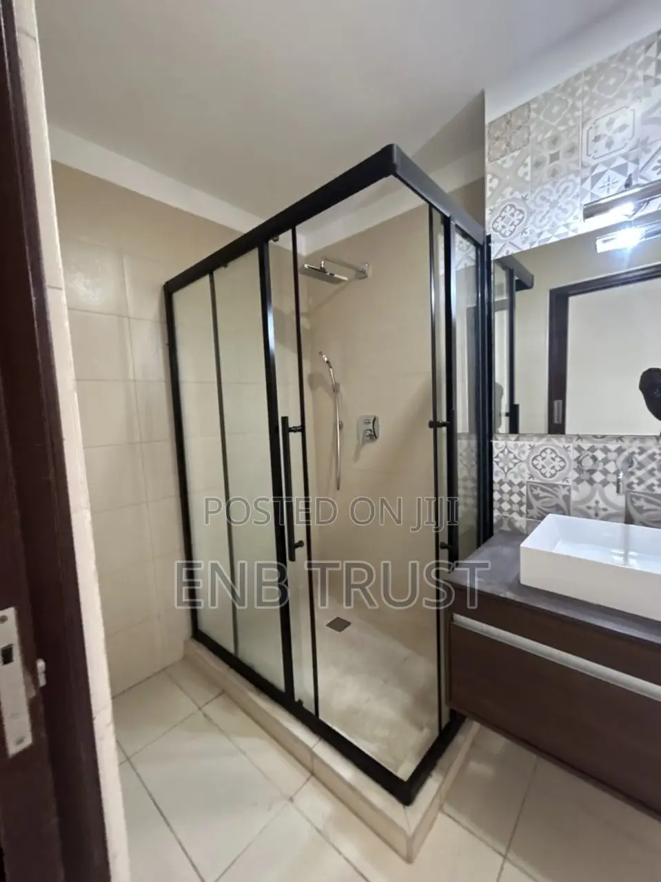 3bdrm Apartment in Cantonments, US Embassy Area for rent