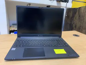 Laptop Toshiba 8GB Intel Core i5 SSHD (Hybrid) 256GB