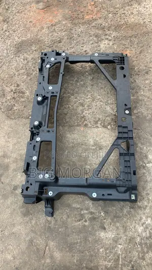 Toyota Yaris Radiator Support