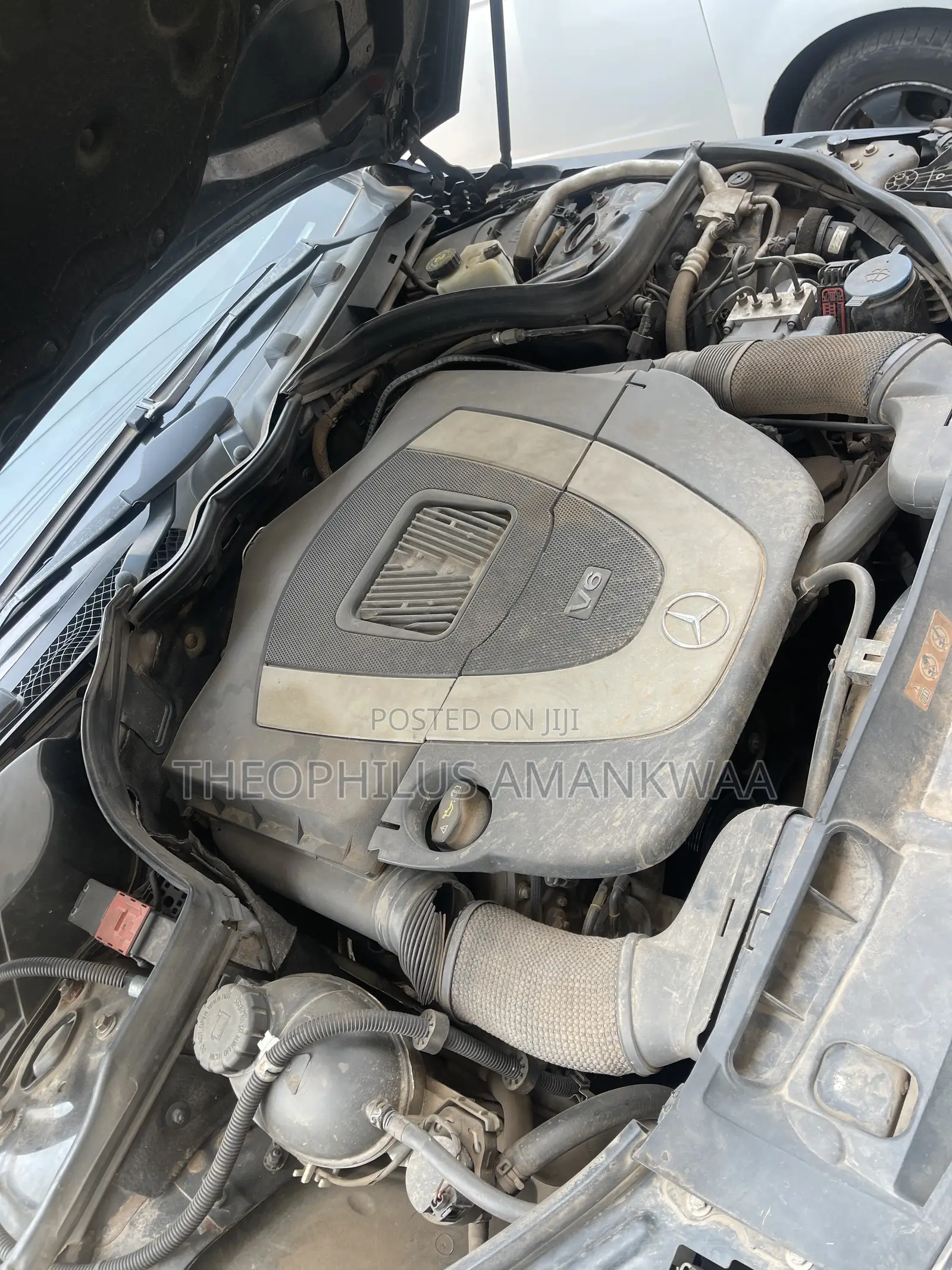 Mercedes-Benz C300 2011 Black
