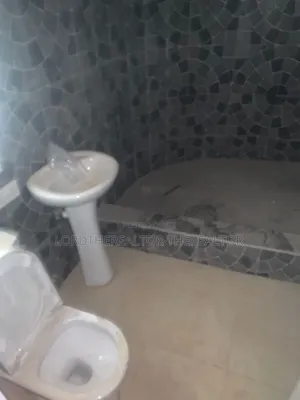 2bdrm Apartment in Ofankor for rent