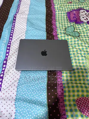 Laptop Apple MacBook Pro 2021 M1 16GB Apple M1 Pro SSD 512GB