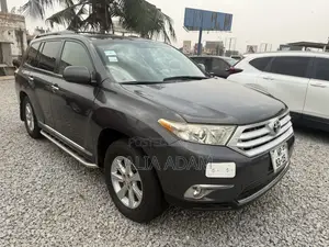 Toyota Highlander 2013 Gray