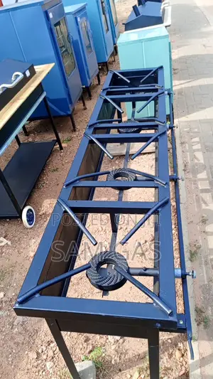 Big Local Commercial Stove ( 4 Burners )