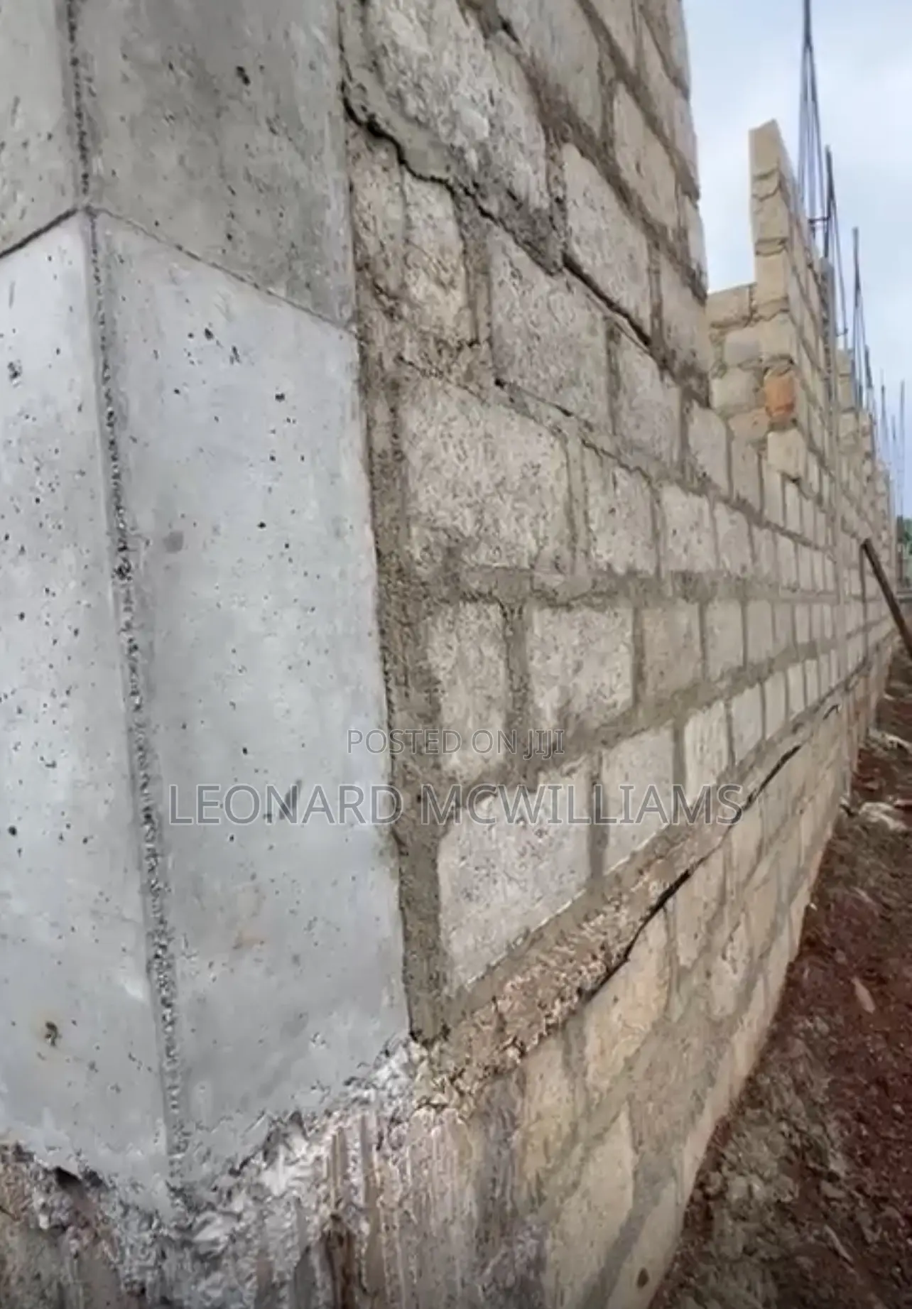 7bdrm House in Santasi, Kumasi Metropolitan for sale