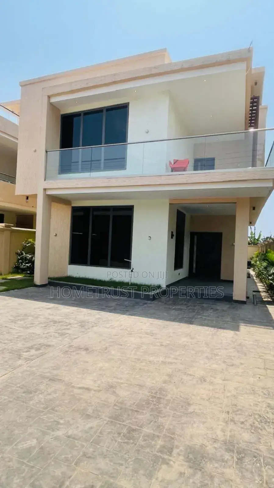 4bdrm Duplex in Tseaddo for sale