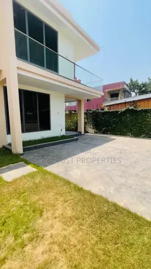4bdrm Duplex in Tseaddo for sale