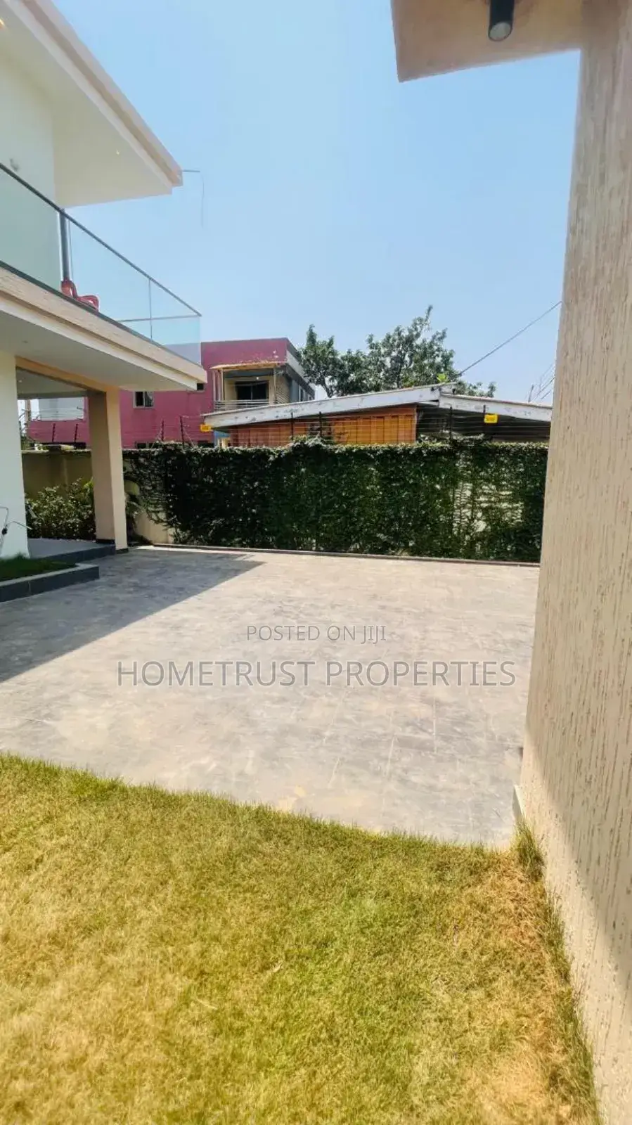 4bdrm Duplex in Tseaddo for sale