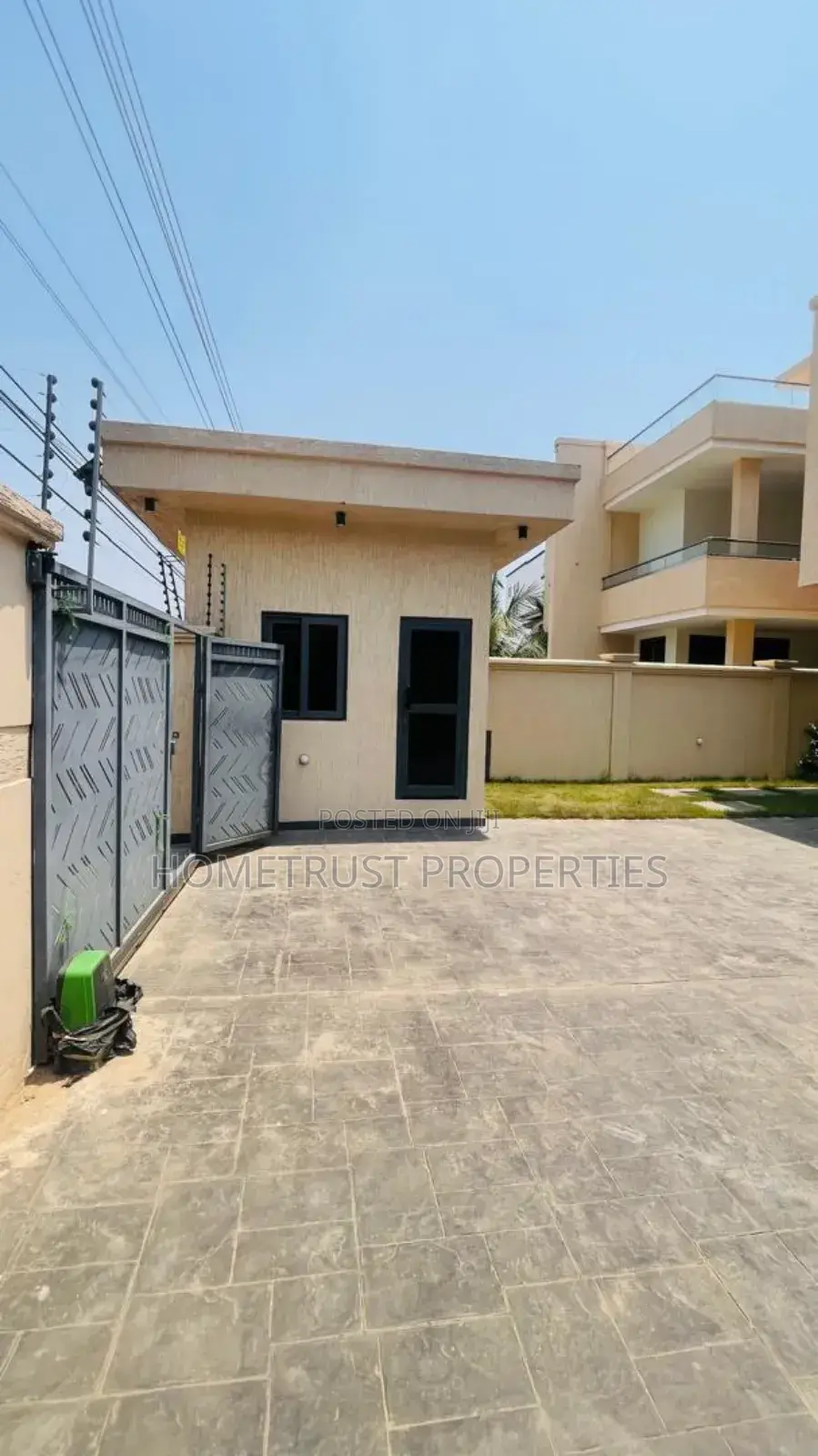 4bdrm Duplex in Tseaddo for sale