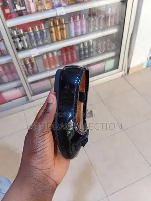 Ladies Flat Shoes
