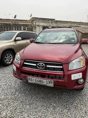 Toyota RAV4 2012 Red