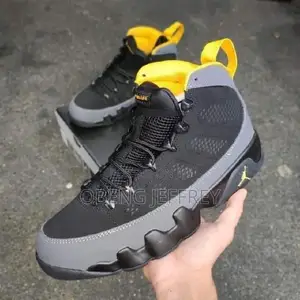 Original Jordan9 Black/Yellow
