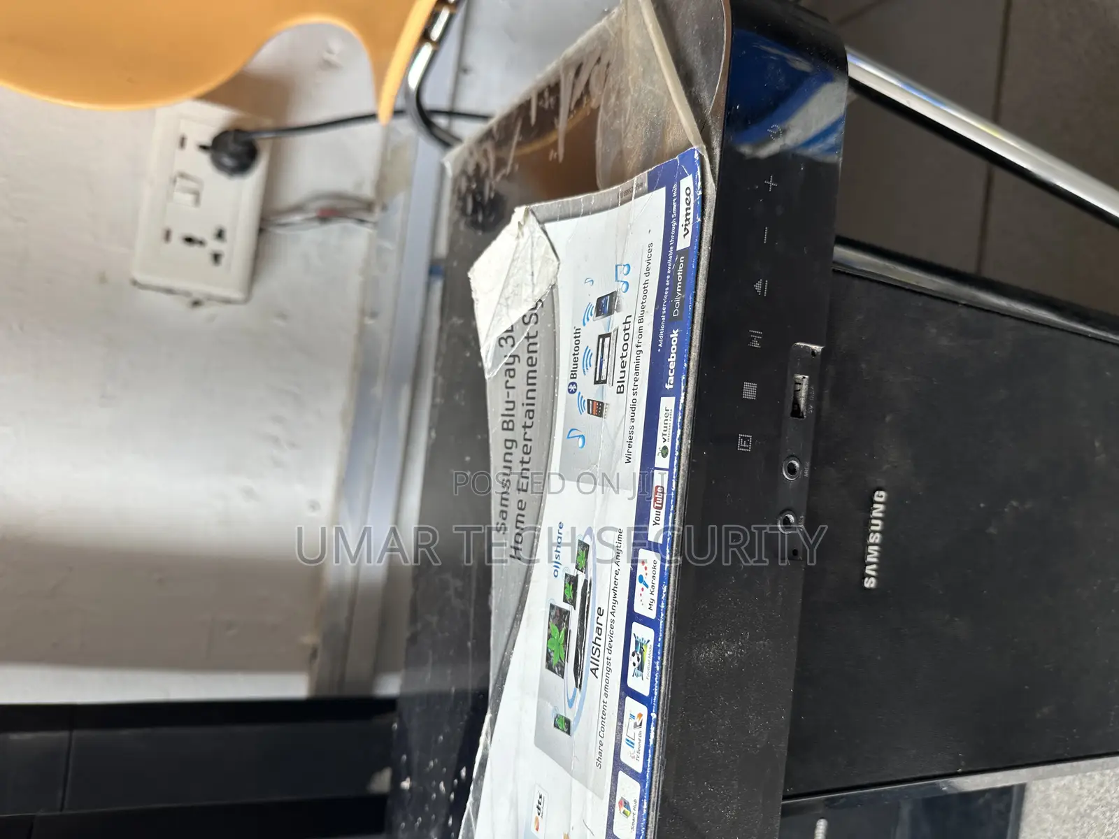Samsung DVD With Bluetooth Player