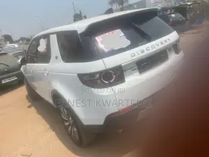 Land Rover Discovery 2019 White