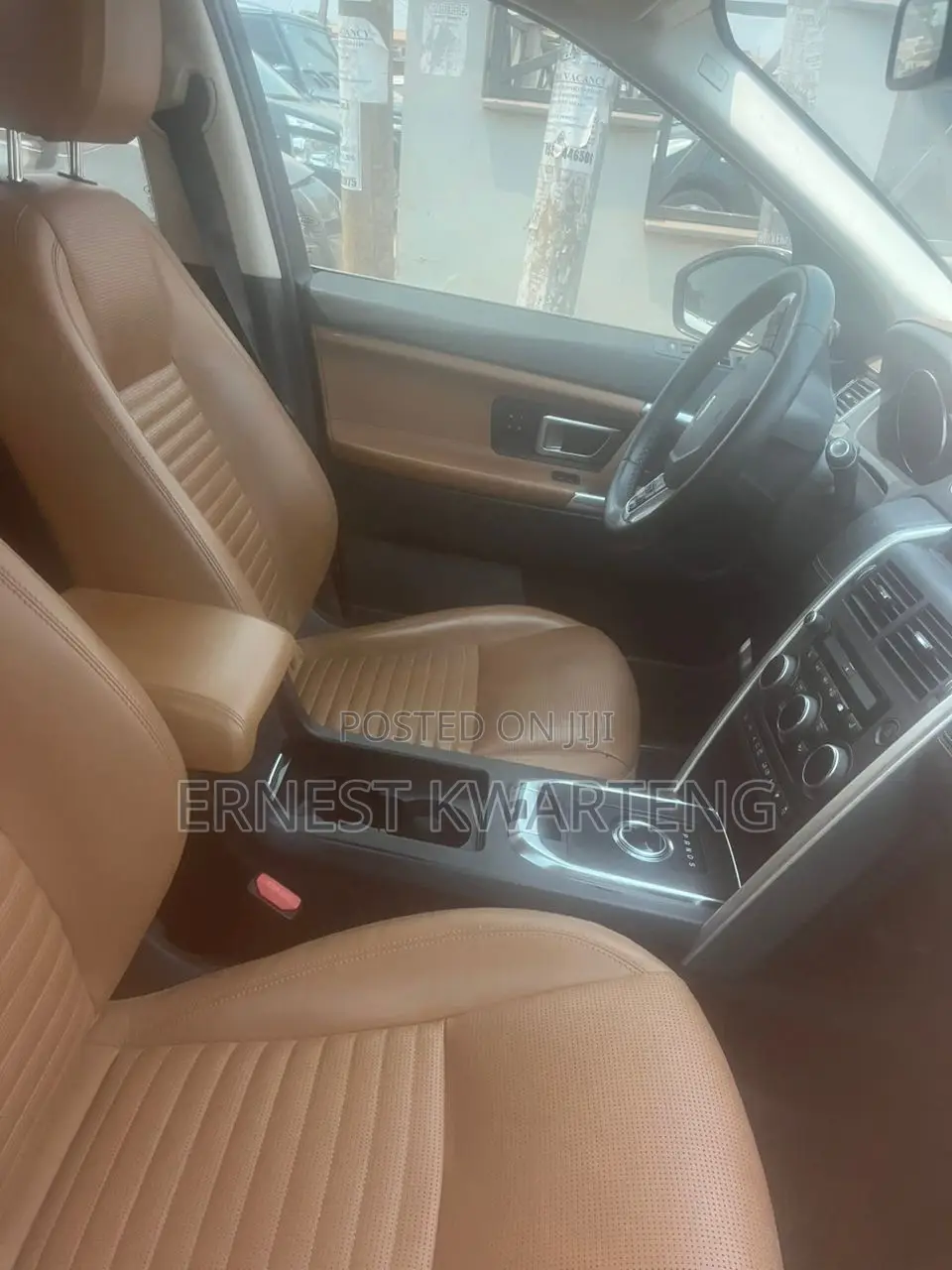 Land Rover Discovery 2019 White