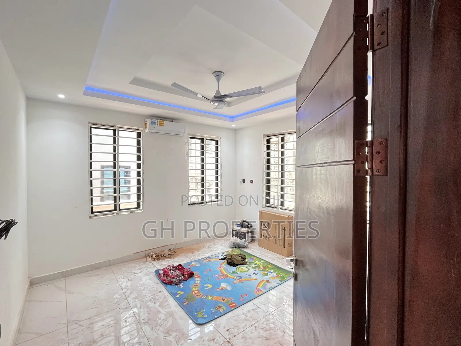 4bdrm House in Kwanwoma, Kumasi Metropolitan for sale