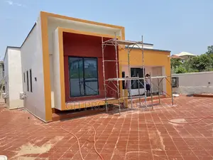 4bdrm House in Kwanwoma, Kumasi Metropolitan for sale