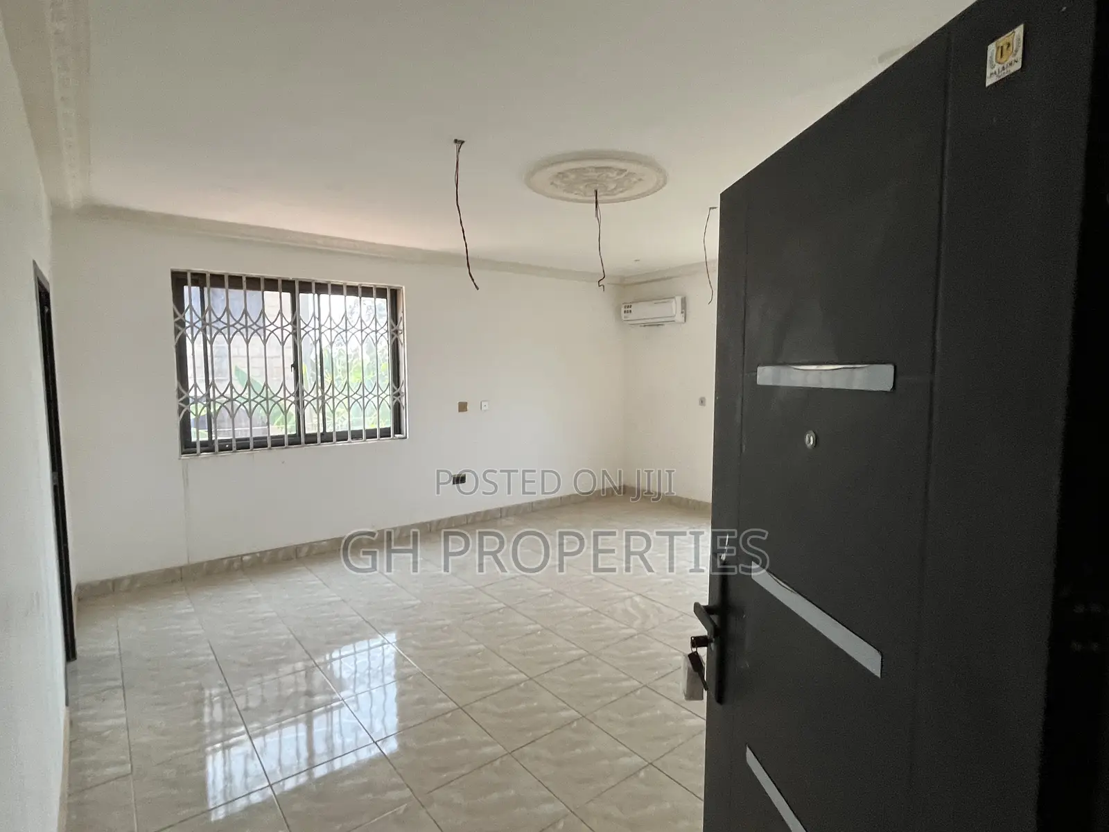7bdrm Apartment in Trade Konkoli, Kumasi Metropolitan for sale