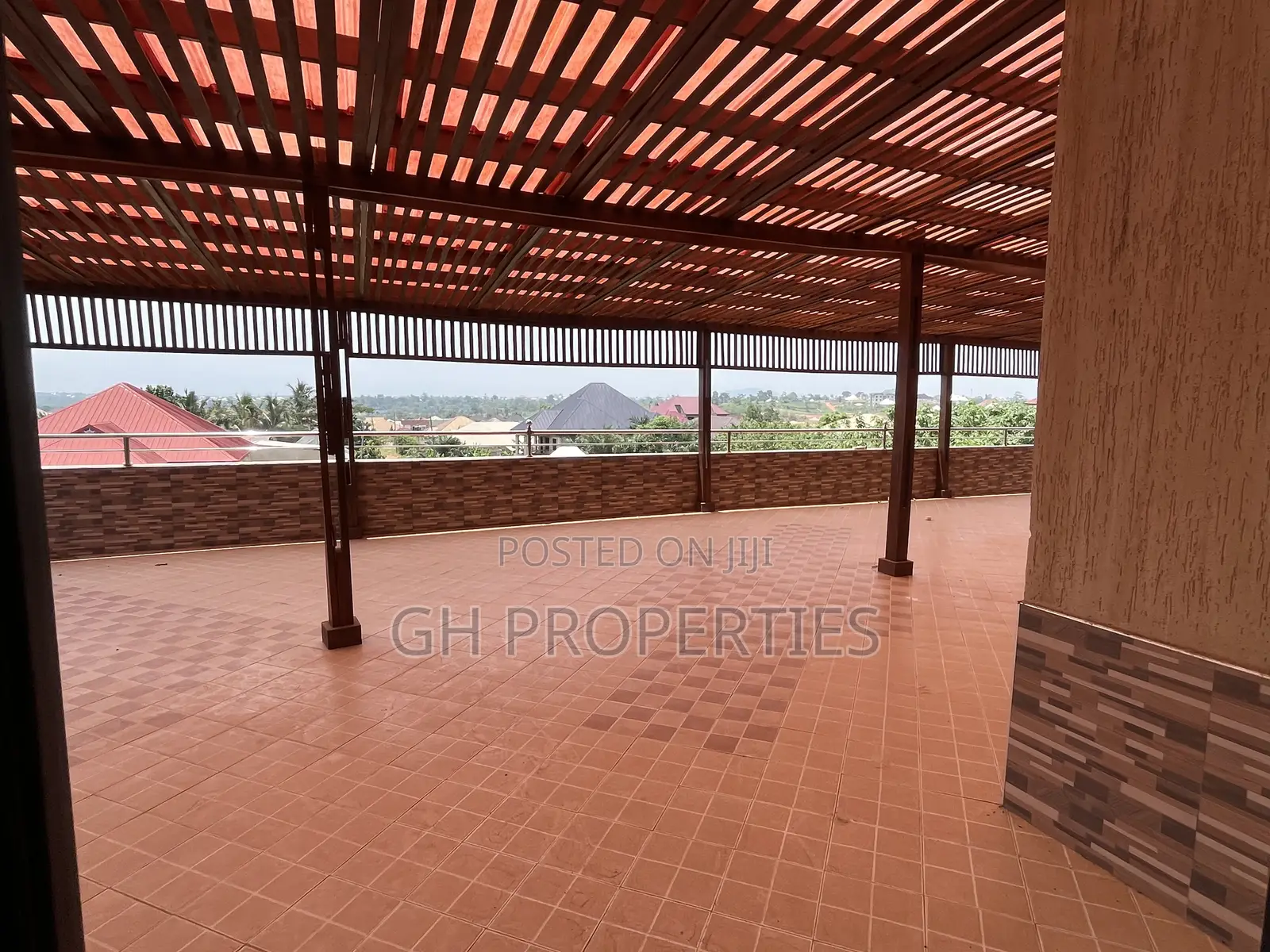 7bdrm Apartment in Trade Konkoli, Kumasi Metropolitan for sale