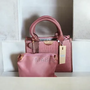 Stylish 2-in 1 Handbag