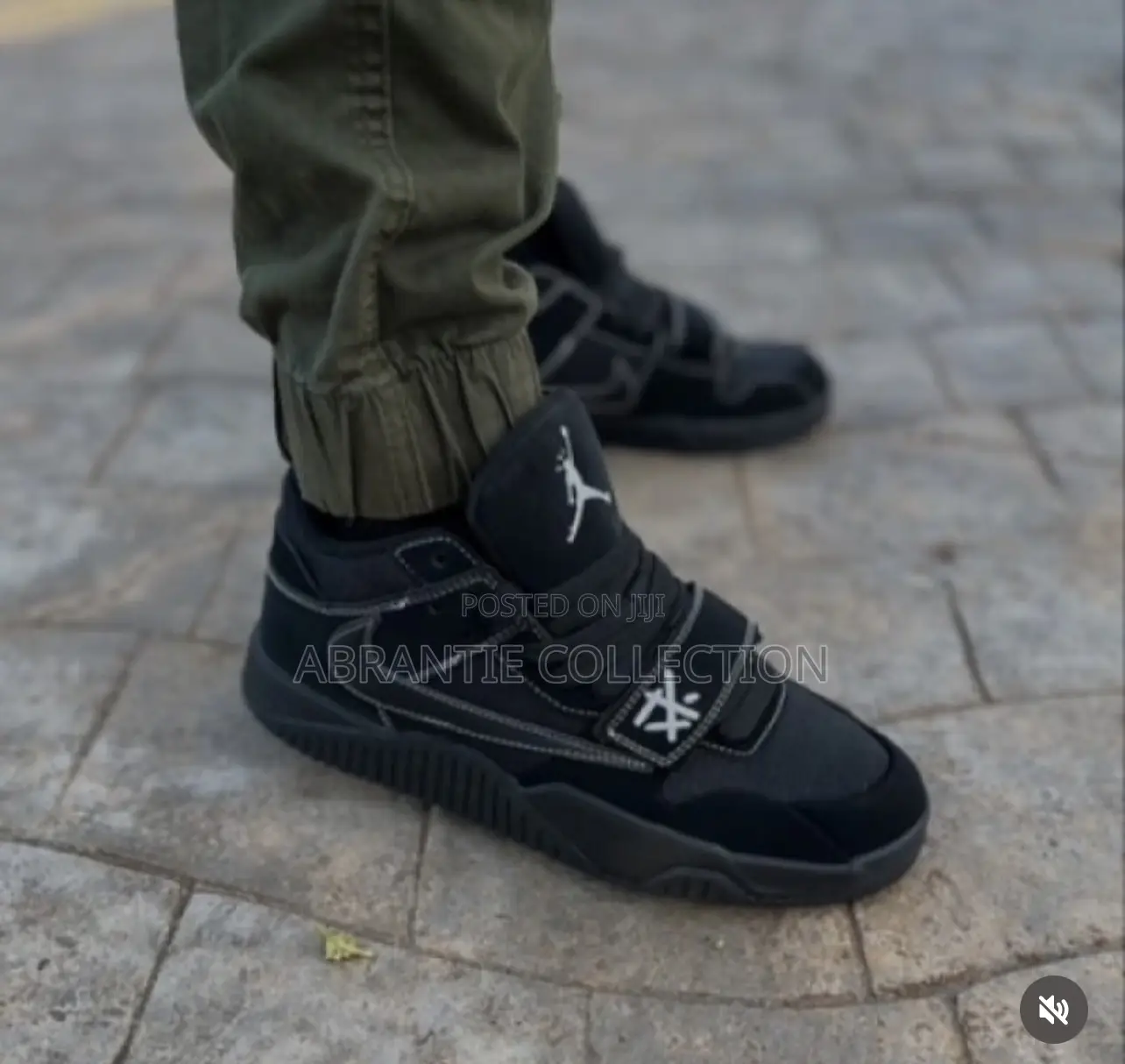Travis Scott X Jordan Jumpman Black Available