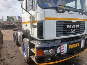 Man Diesel Truk Heavy