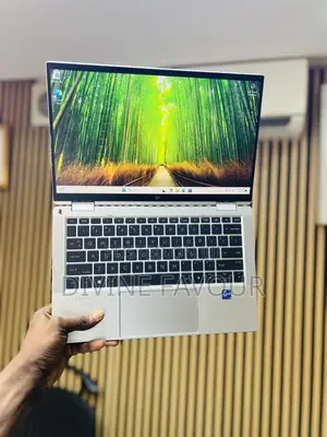 Laptop HP EliteBook x360 1030 G8 16GB Intel Core i5 SSD 256GB
