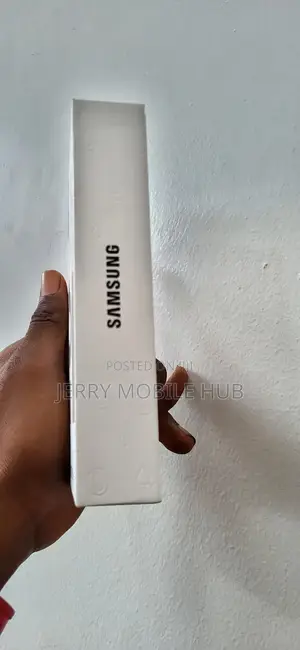 New Samsung Galaxy S21 FE 5G 128 GB Black