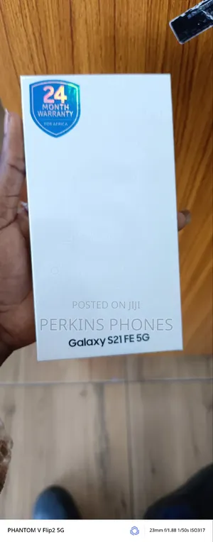 New Samsung Galaxy S21 FE 5G 128 GB Black