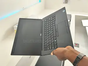 Laptop Dell Latitude 5490 16GB Intel Core i5 SSD 256GB