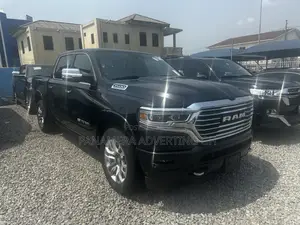 Dodge RAM 1500 5.7 Petrol AWD 2021 Black
