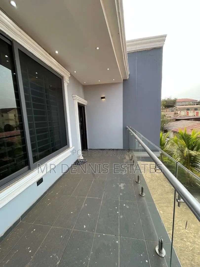 4bdrm Apartment in Mr Dennis Estates, West Hills Mall Area for rent