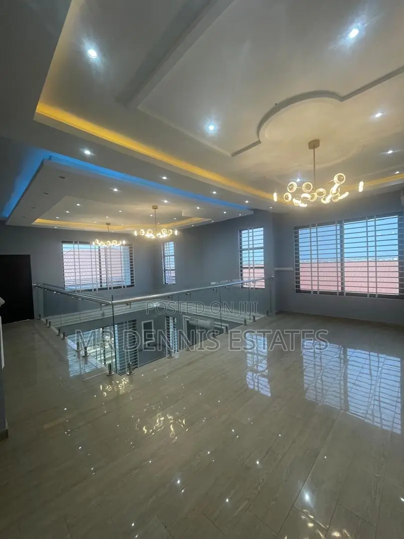 4bdrm Apartment in Mr Dennis Estates, West Hills Mall Area for rent