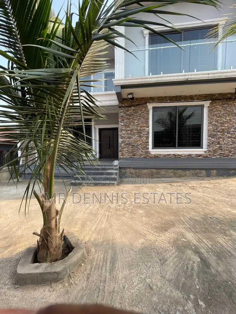 4bdrm Apartment in Mr Dennis Estates, West Hills Mall Area for rent