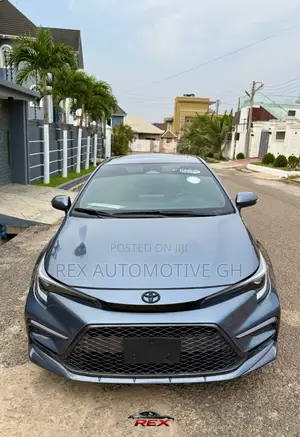 Toyota Corolla SE 2024 Blue