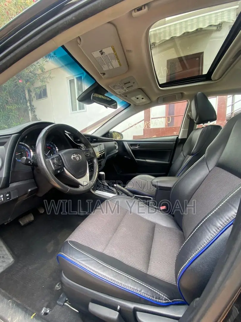 Toyota Corolla SE Special Edition 4dr Sedan (1.8L 4cyl CVT) 2017 Black