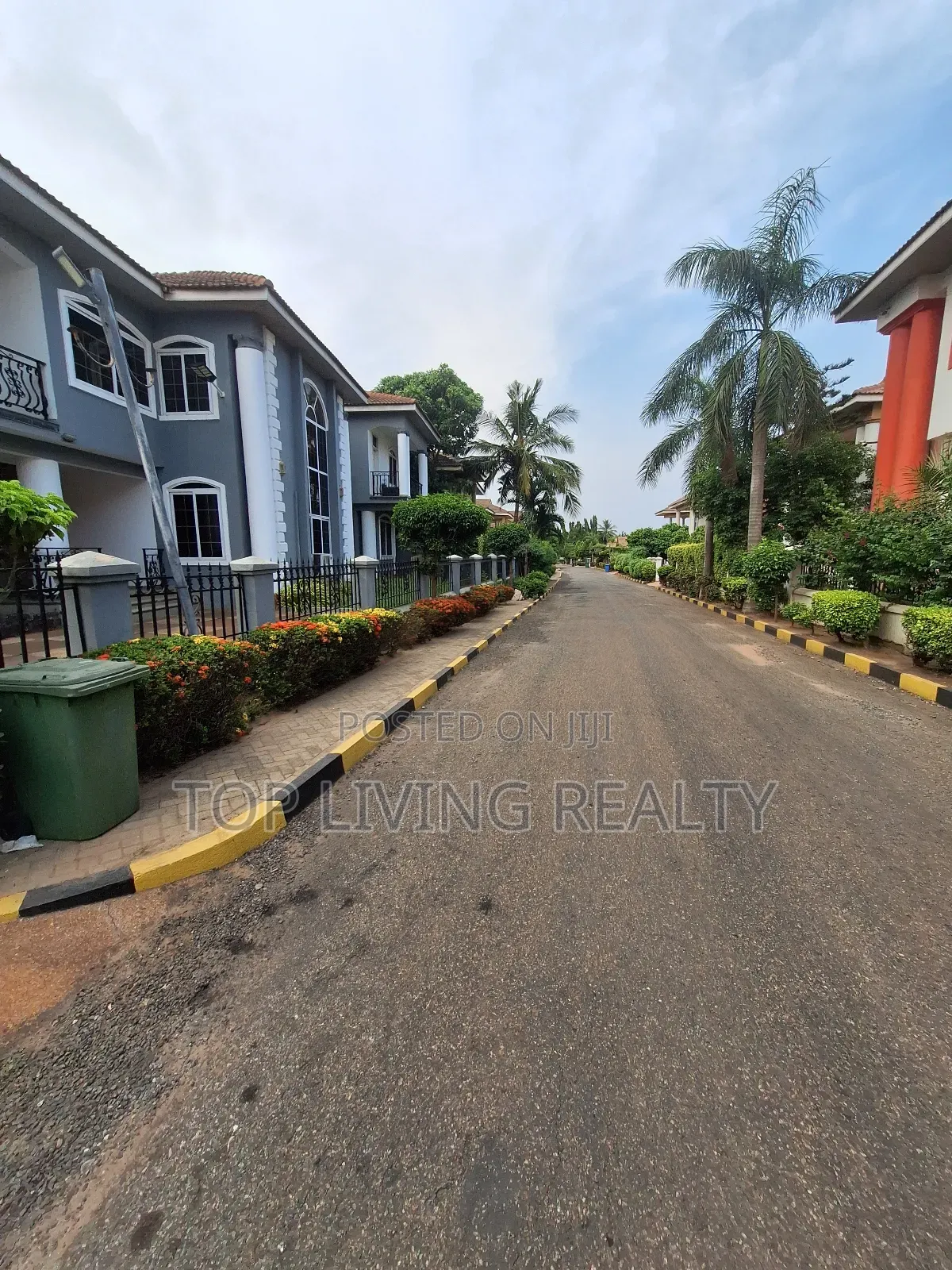 4bdrm Villa in Adjiriganor for rent