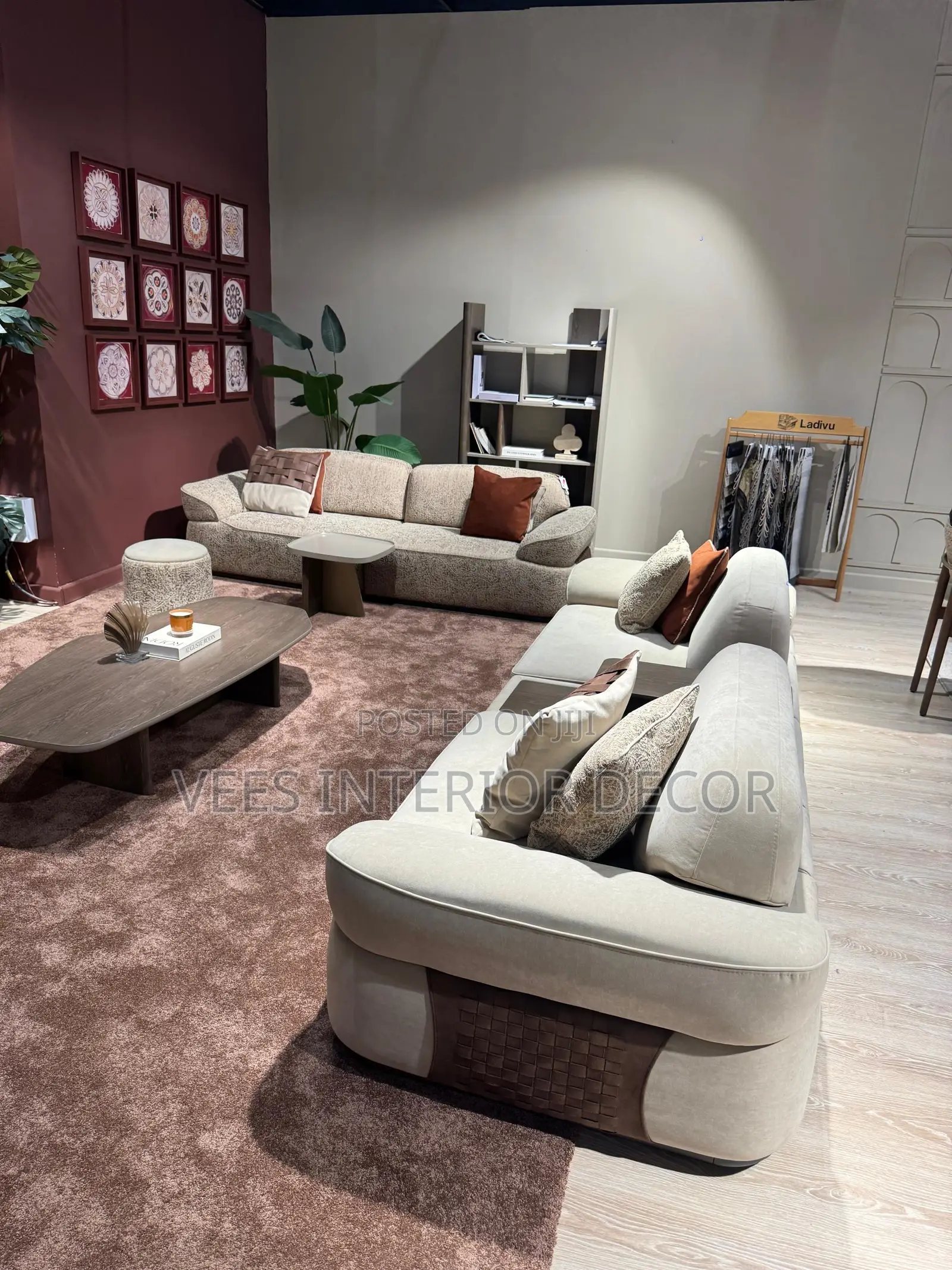 Modern Sofa Set