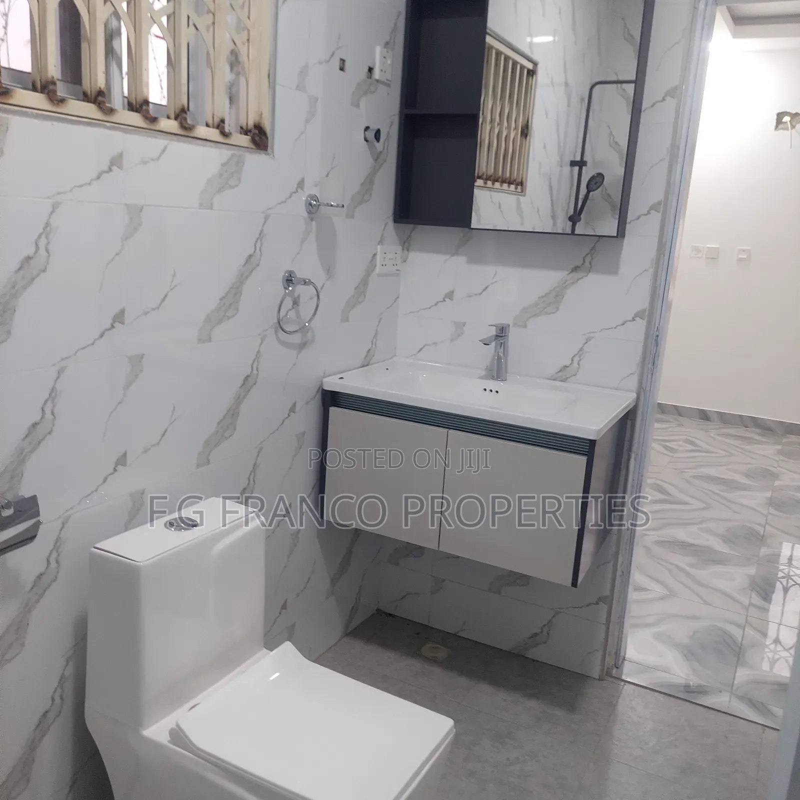 3bdrm House in Kg Franco Properties, Spintex for sale