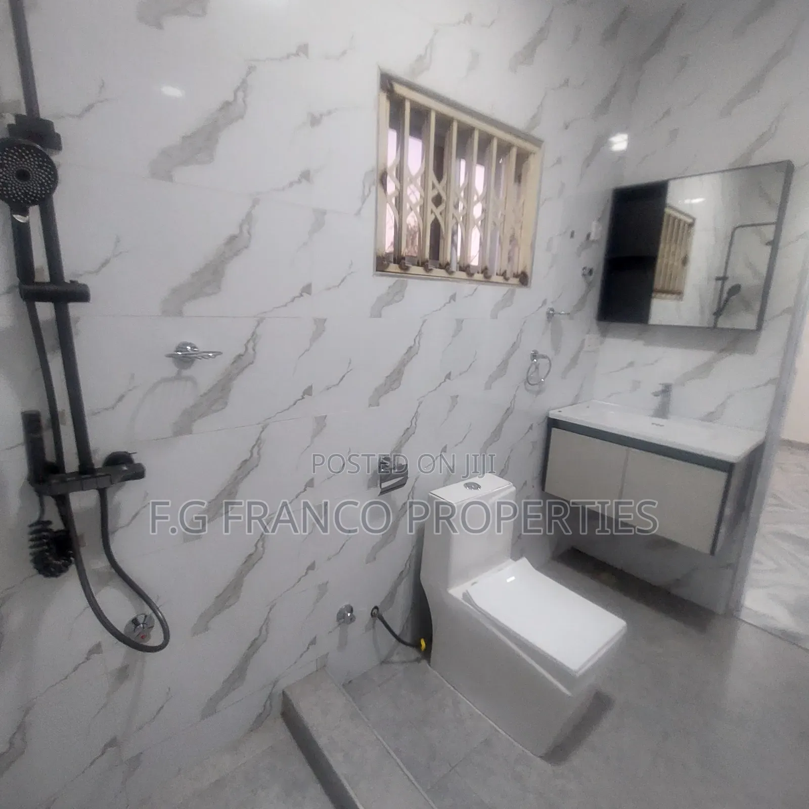 3bdrm House in Kg Franco Properties, Spintex for sale