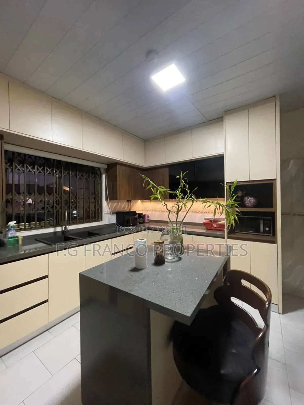 3bdrm House in Kg Franco Properties, Spintex for sale