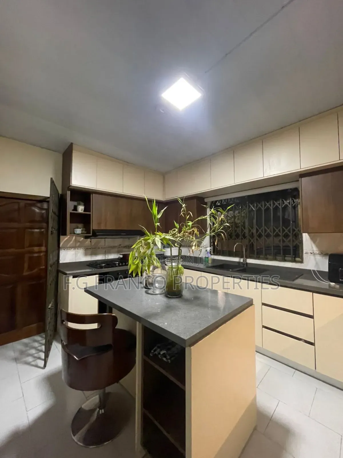 3bdrm House in Kg Franco Properties, Spintex for sale